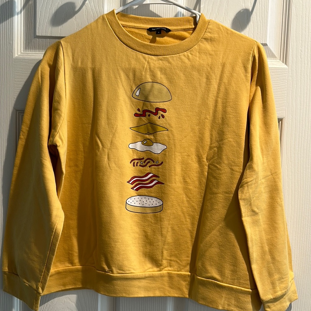 WOMEN LONG SLEEVES SWEATER